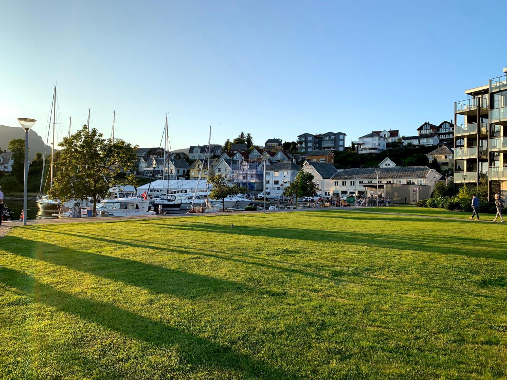 Apartamento Charming House In The Harbour Of Jørpeland Exterior foto